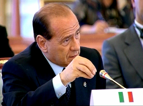 Berlusconi rientra in campo: leader FI gioca le sue ultime carte