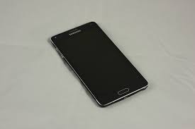 Samsung Galaxy S10 si aggiorna con patch di marzo