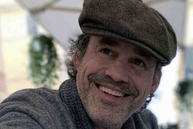 Dietro la notorietà, la vita dell’attore è stata tutt’altro che semplice. A partire dai trent’anni, Brendon